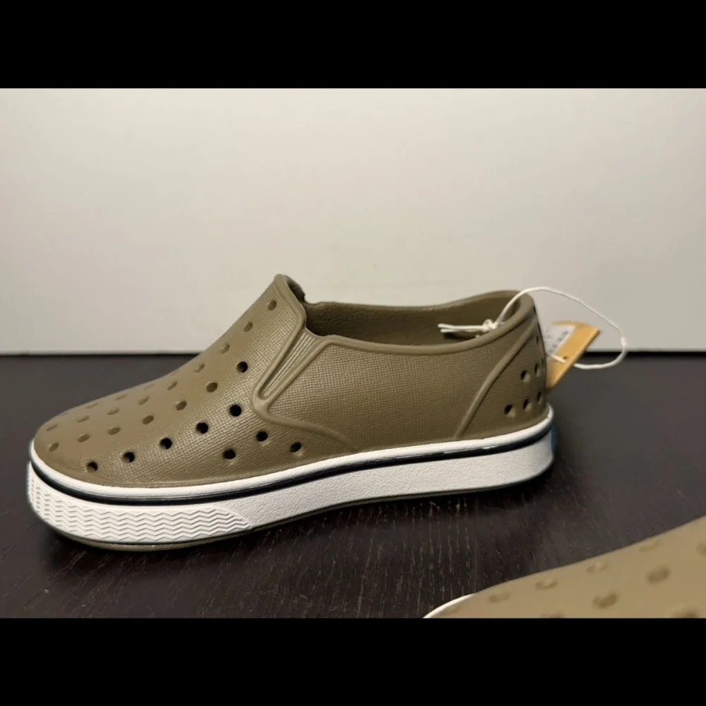 Native Miles Slip On Shoes Utility Green/Shell White Little Kids/Toddler C8